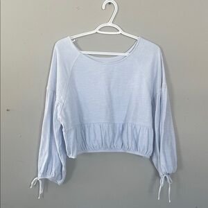 Aerie Light Blue Cropped Blouse with Tie Sleeves Medium